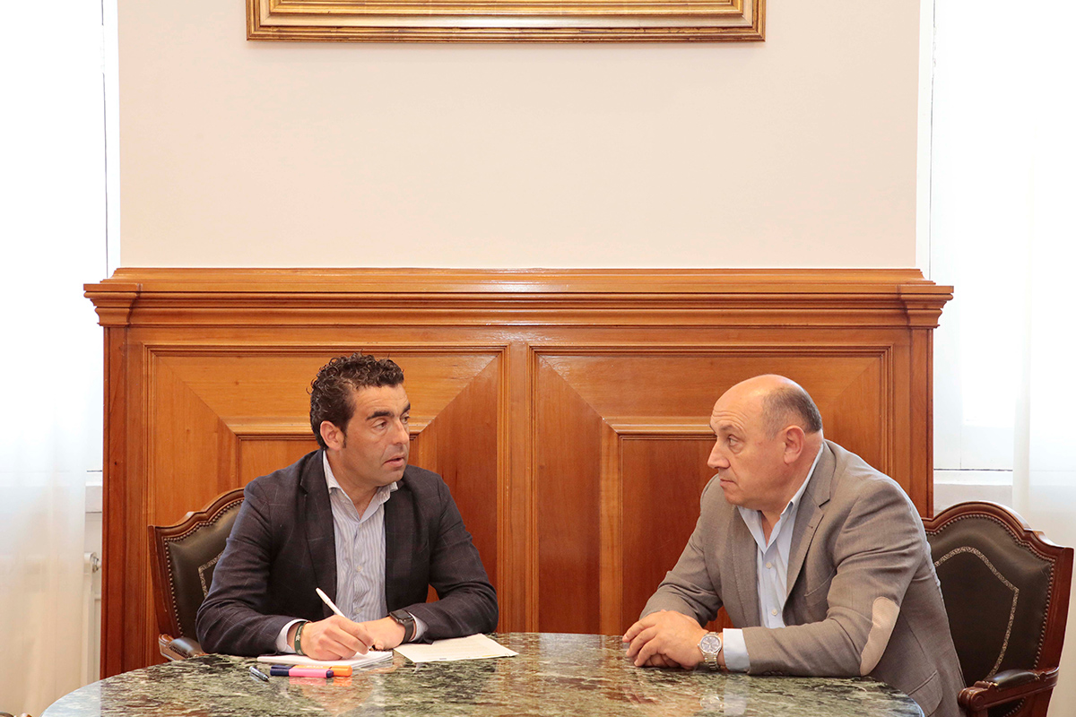 O presidente da Deputación reúnese co alcalde de Arbo